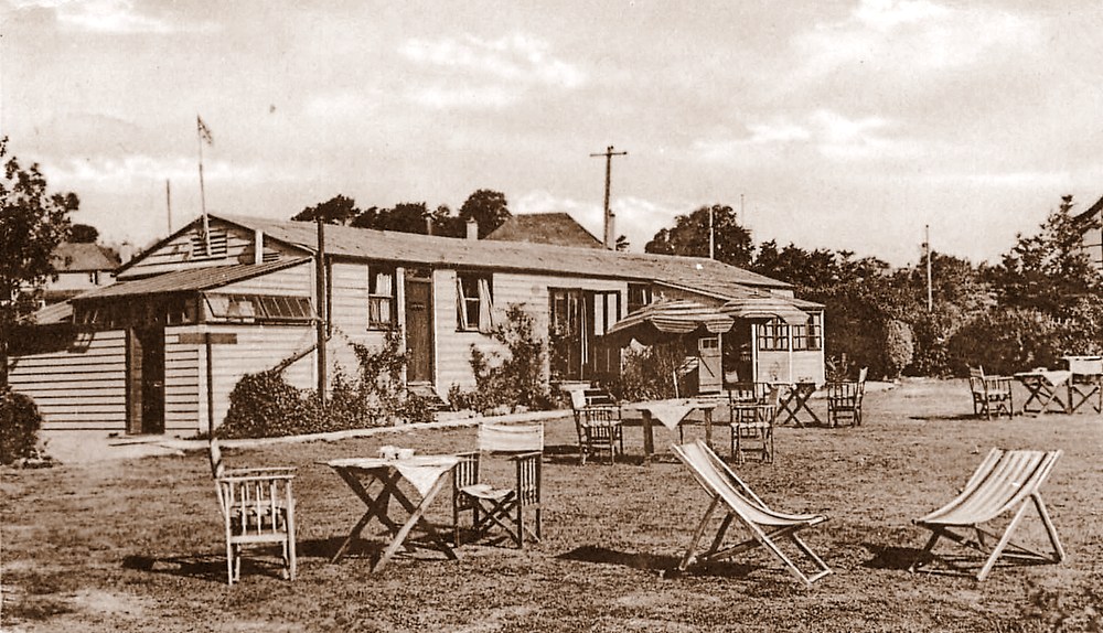 The Tea Gardens Lower Sea Lane Charmouth